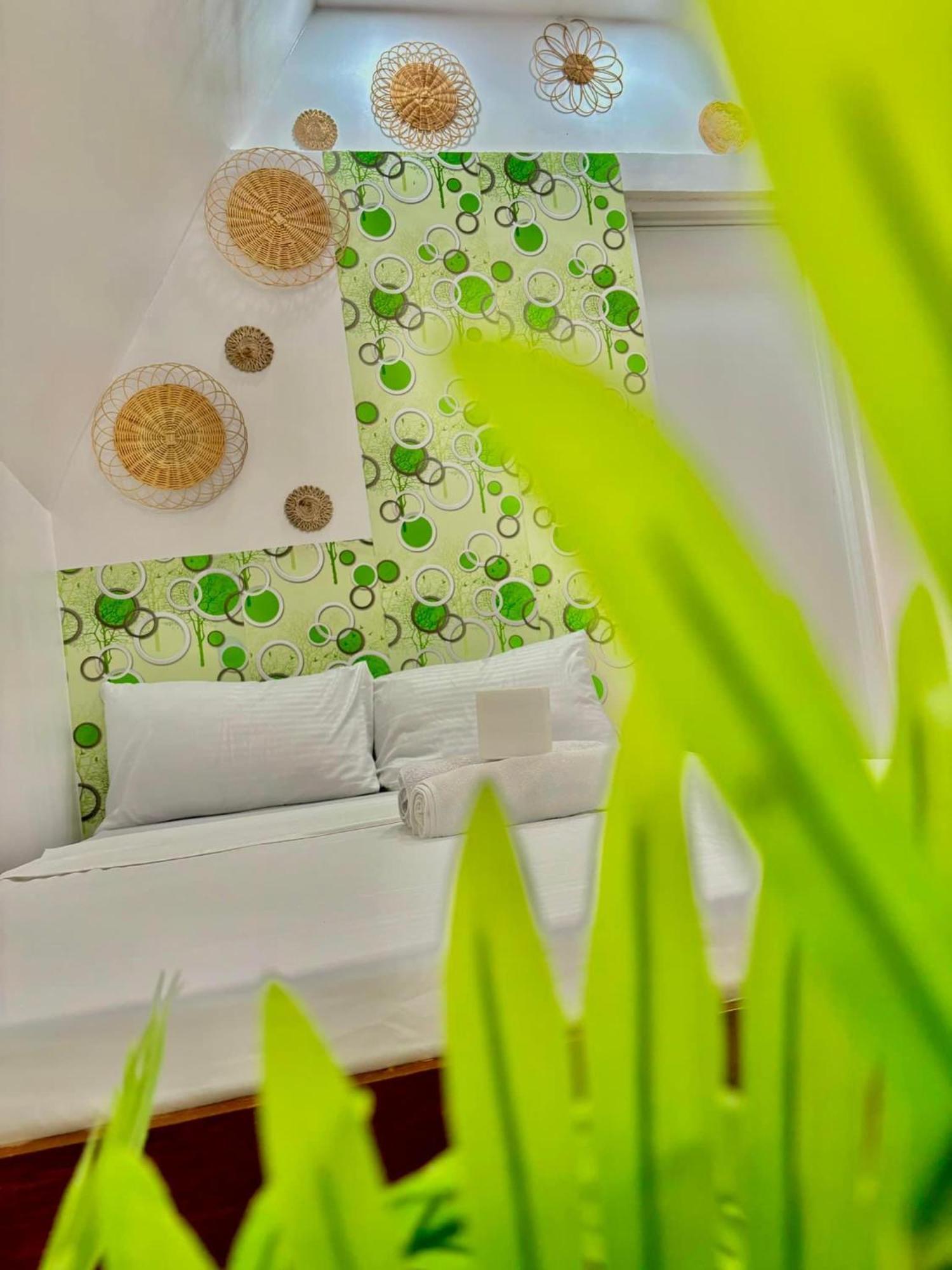 Villa Lovi Panagsama Beach 몰볼 외부 사진