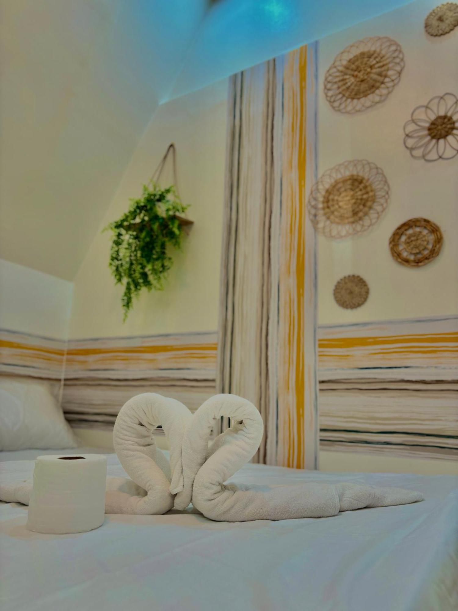 Villa Lovi Panagsama Beach 몰볼 외부 사진